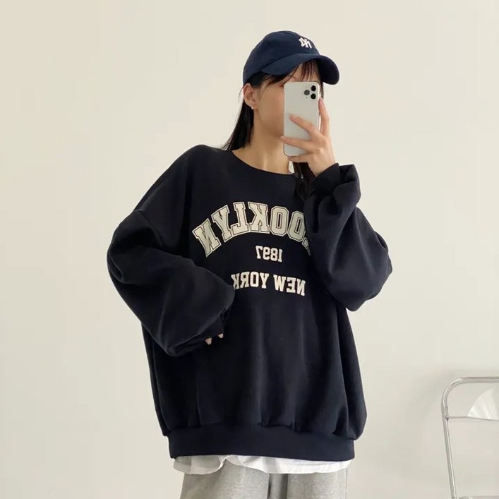 에이나인 여성 브루클린 영문 맨투맨 국내생산