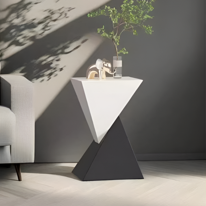 체리닷컴 이탈리아식 삼각 인테리어 소파 테이블 협탁, 흑백