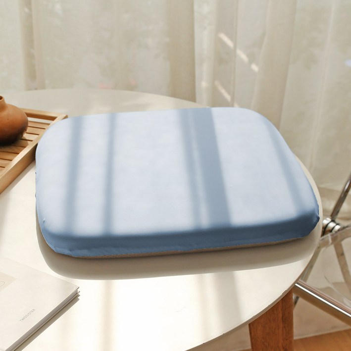 리드홈 땀안차는 실크 고밀 메모리폼 의자 방석