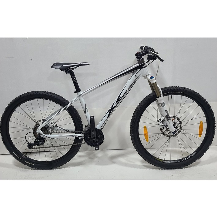 첼로스포츠 XC30 시마노 데오레 30단 폭스 샥  MTB 자전거 15인치