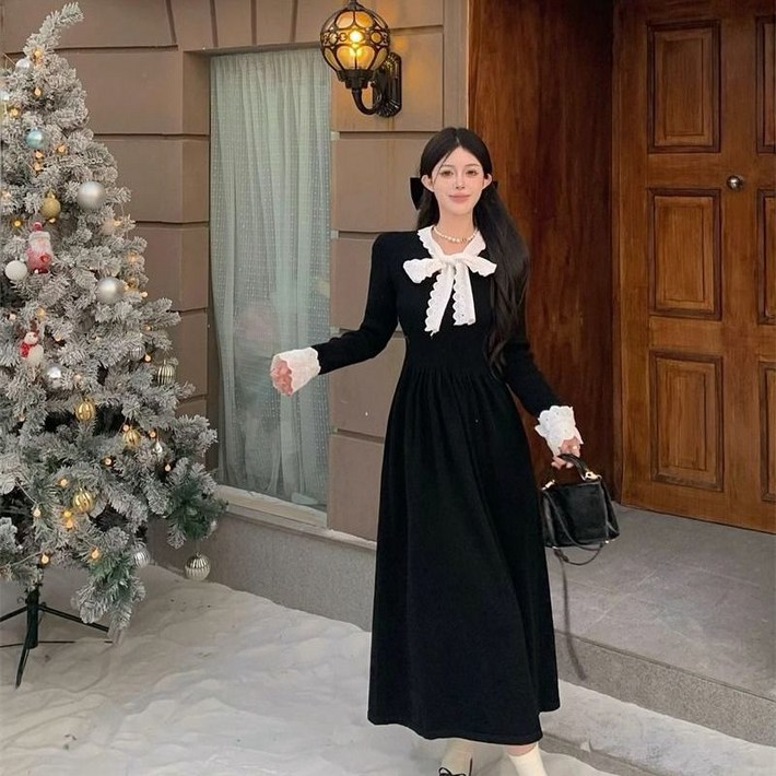 Skyciky 여성 겨울 니트 원피스 슬림핏 미디 배색 리본 포인트 드레스 OO575