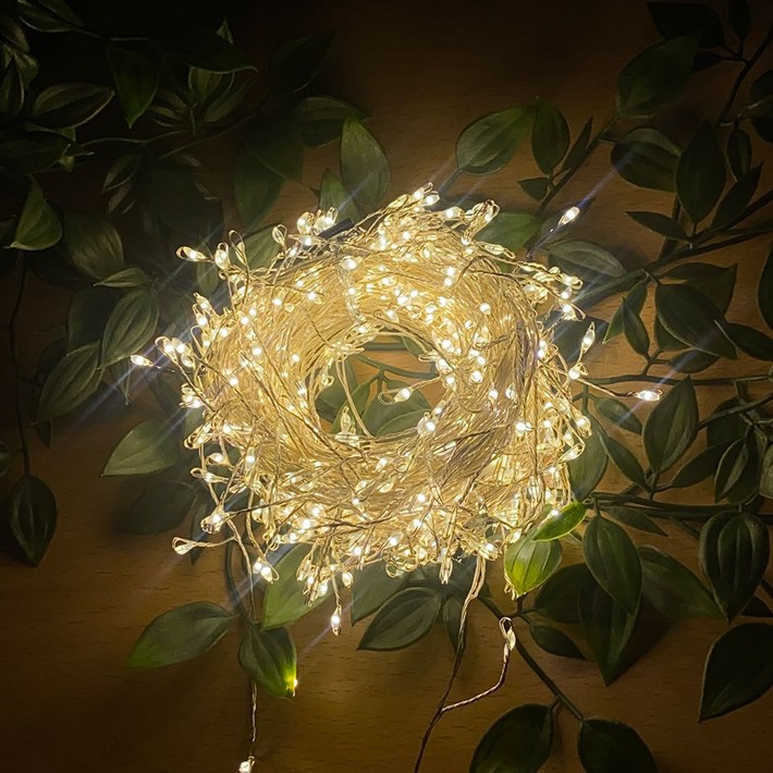 엘스토리몰 LED 지네전구 크리스마스 트리 와이어조명 웜색, 1세트, 실버선 600구  컨트롤러리모컨  1M연장선