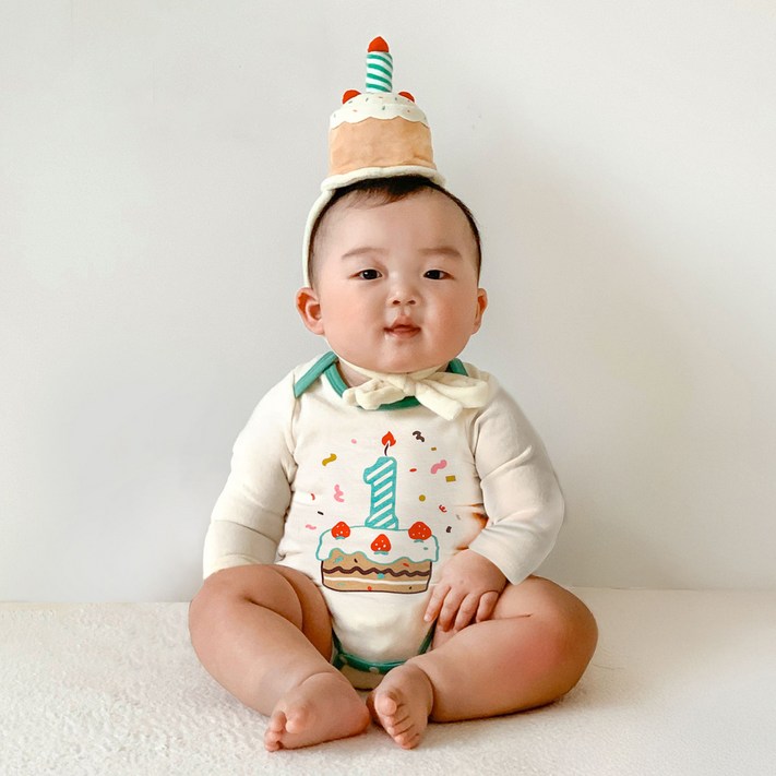 ikii 유아용 첫돌 기념 생일 축하 선물 바디수트  케이크 모자 세트 긴팔 선물포장  쇼핑백