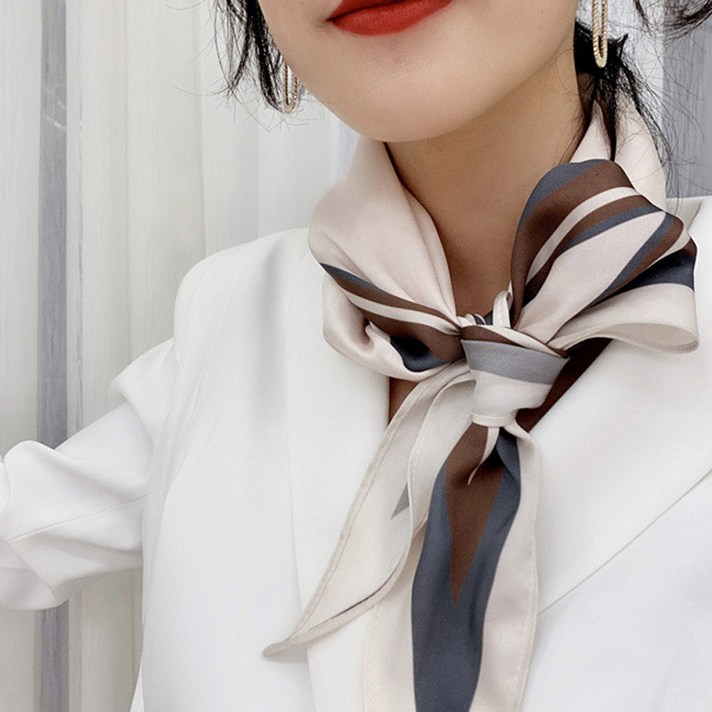 라피네 마름모스카프 CNS002