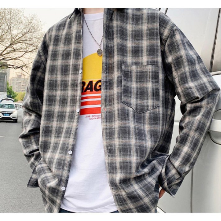 얇은 겉옷처럼 걸치는 심플 체크 남방 남자난방 유행