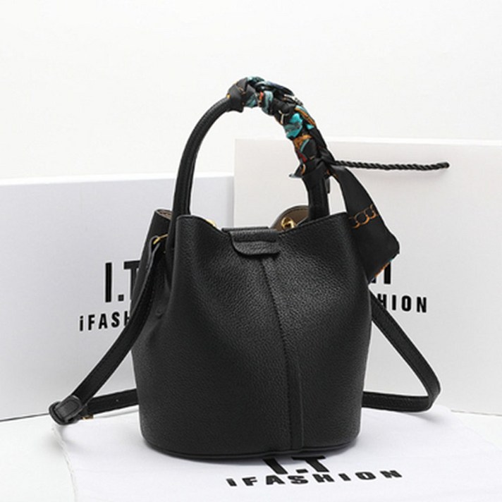 벨라옴므 부드러운 소가죽 버킷백 여성 숄더백 핸드백