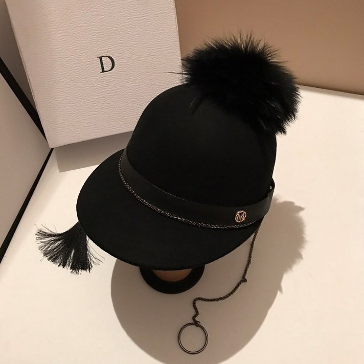 [프리미엄 퀄리티][스타일팜므] 여자 모자 힙한여자모자 따뜻한 겨울모자 명품 나들이모자 우아한 레트로 울 밍크방울 브로치 베레모 헌팅캡 여성모자