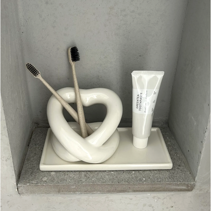 딜라이트홈 하트 핸드메이드 세라믹 칫솔꽂이트레이세트