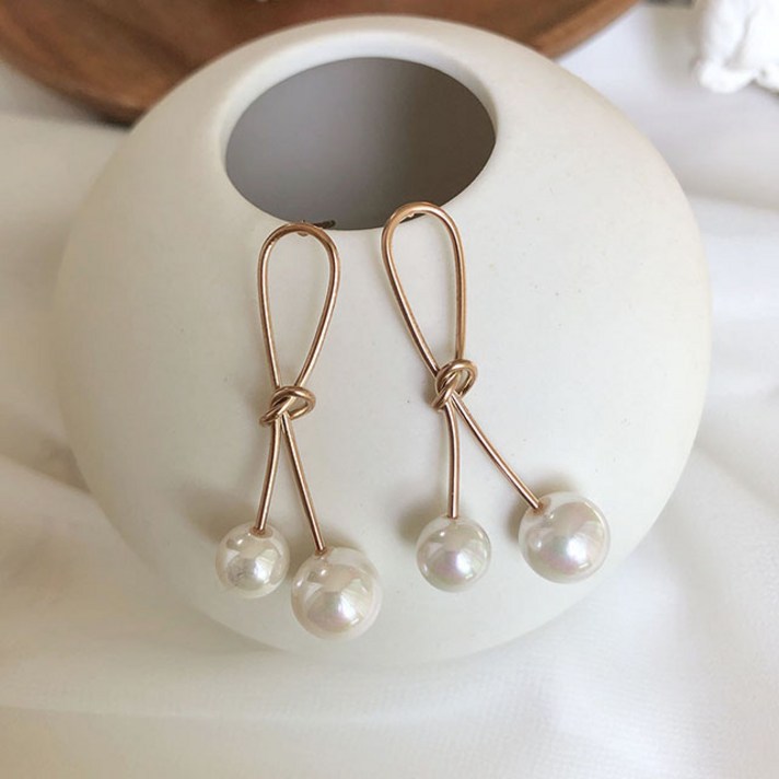 써지컬스틸 매듭 꼬임 진주 드롭 귀걸이
