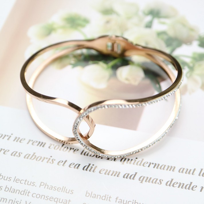 써지컬스틸 여성 럭셔리샤큐빅 원터치 뱅글팔찌