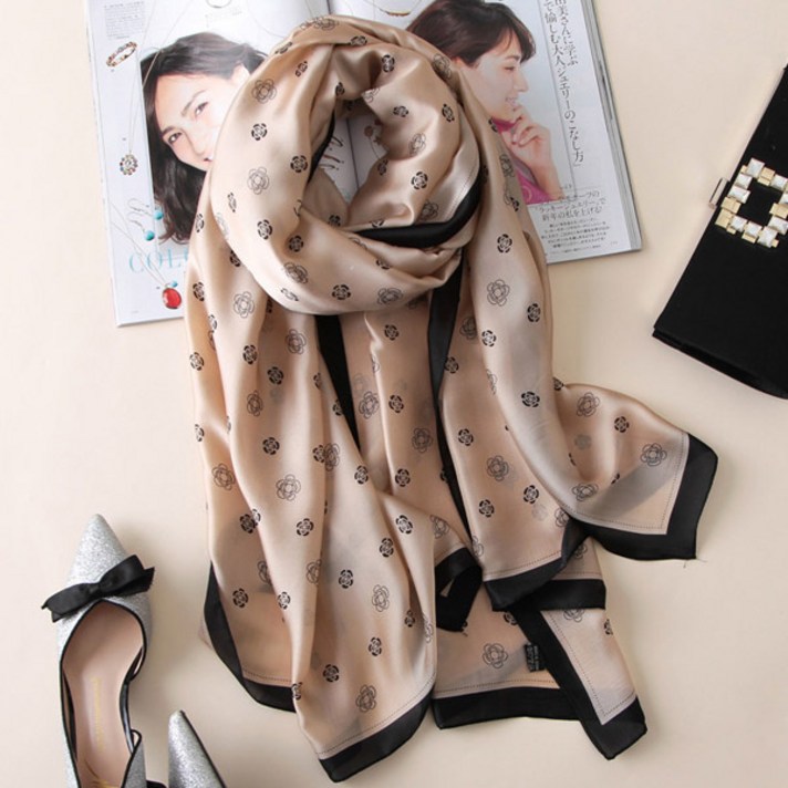 스몰로즈 실크 스카프