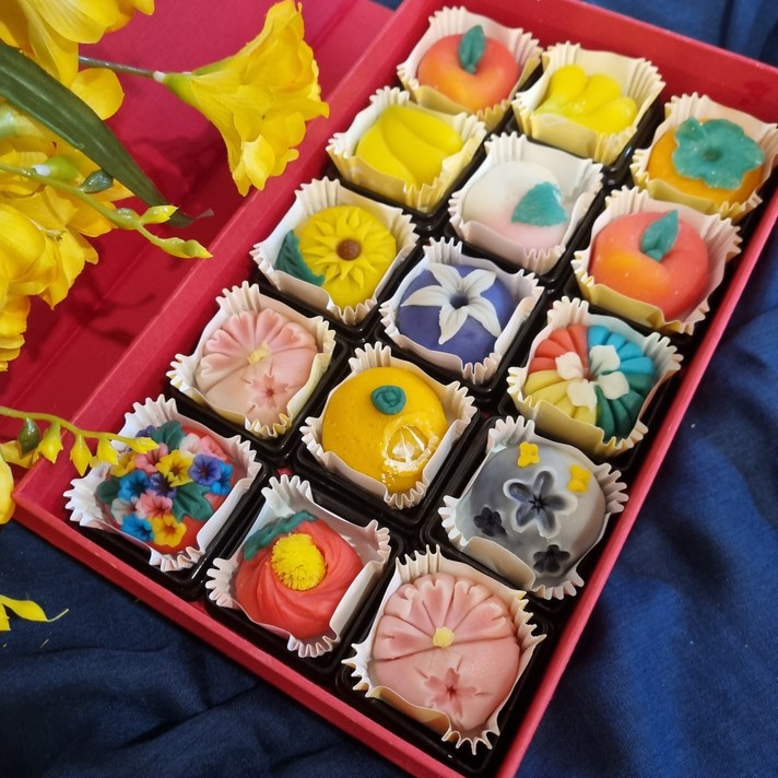 서울 단미화 수제 과일 화과자 선물 세트 6 10 15구 첫인사 상견례 생신 명절, [보자기]한과세트(15구), 수제과자 ; 과일4+계절4+양갱4+모찌꼬3