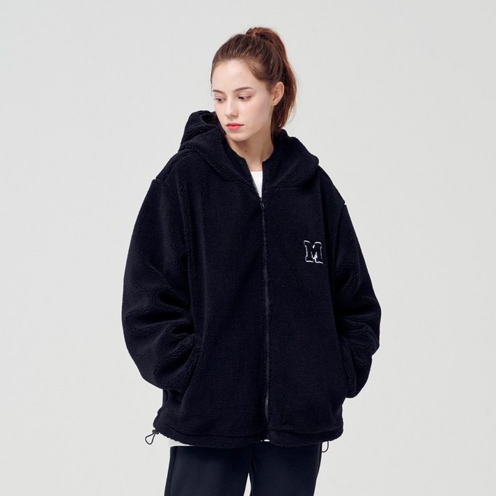 매드문 볼드 자수 뽀글이 플리스 자켓