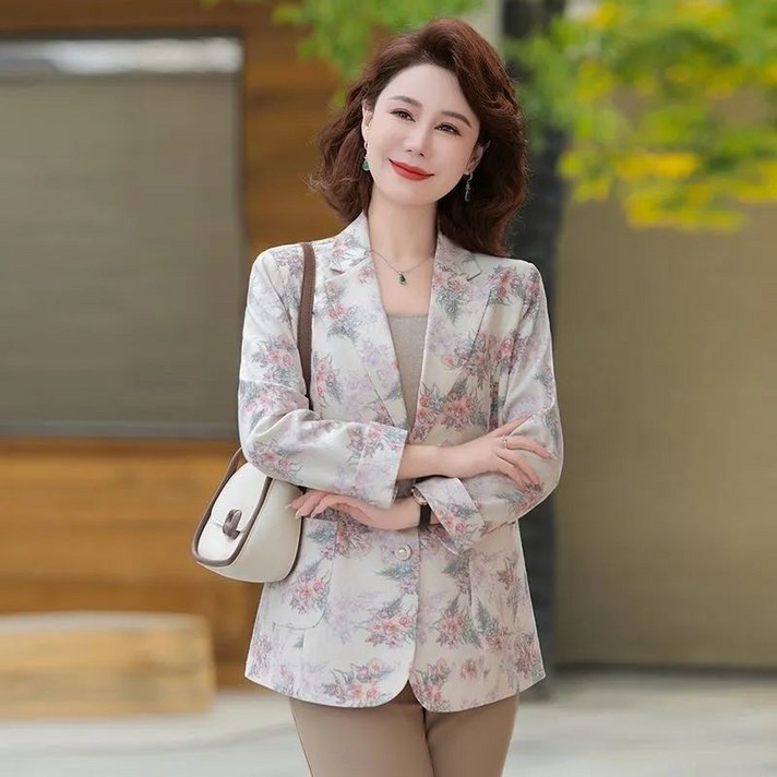 COSYEVNO 중년 엄마 정장 자켓 봄 가을 빅사이즈 루즈핏 패션 프린트 얇은 긴팔 짧은 상의 4060대 엄마옷 lyjmmxzjk03