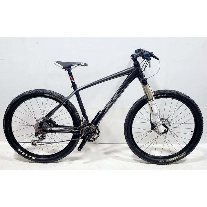 첼로 XC30 고급 하이드로포밍 알루미늄 XC프레임 시마노 27단 에어샥 27.5인치 휠셋 MTB 자전거