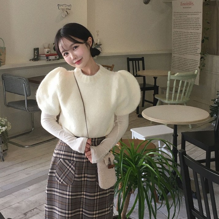 [퀄리티굿/모델소장] 솜사탕 알파카 왕 퍼프 세미크롭 봄 가을 겨울 니트