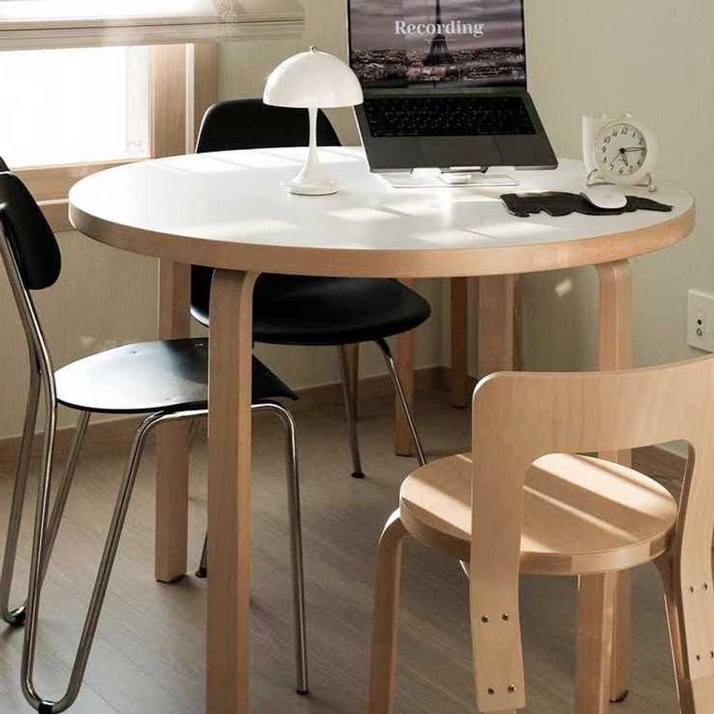 온빌리 아르텍 식탁 테이블 원형 원목 알토 래커드