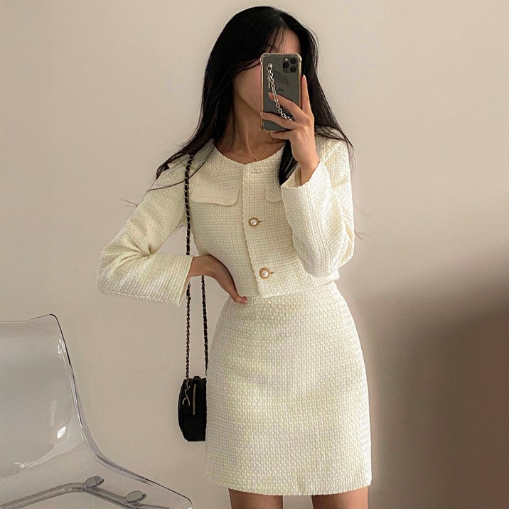 타니즈 세비지 트위드 크롭 자켓 + 스커트 투피스 셋업