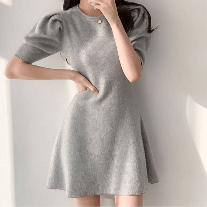 예쁨시전 라운드 슬림핏 가죽 벌룬핏 A라인 원피스 예쁨시전 라운드 슬림핏 가죽 벌룬핏 A라인 원피스
