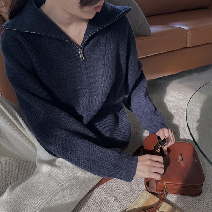 제니트 여성 루즈핏 반집업칼라넥 시보리 민무늬 단가라 내추럴 니트 디어반집업