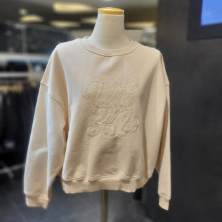 3층 영캐주얼 보브 자수 크롭 기모 맨투맨 티셔츠 7153440001 3층 영캐주얼 보브 자수 크롭 기모 맨투맨 티셔츠 7153440001