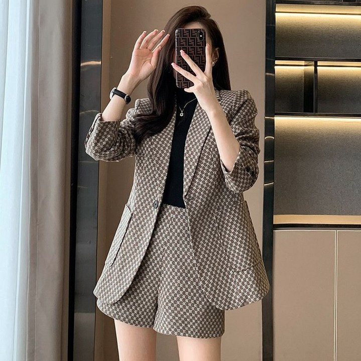 패션고리 봄 가을  여성 카라넥  체크무늬 정장 투피스 세트 Y9298