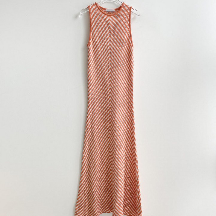 LF 여름 슬림핏 니트 원피스 여성 민소매 패션 고급 시원한 의류 고급스러운 스트라이프 슬림한 해변 휴가, 오렌지