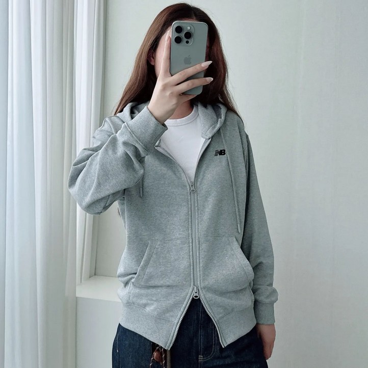 국내매장판오늘출발 뉴발란스 후드 집업 세미오버핏 스몰로고자수 남녀공용 UNI 에센셜 SG828K5