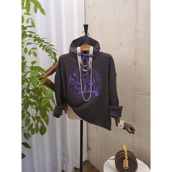 무배 스틸리 영문 나염 컷팅 긴팔 맨투맨