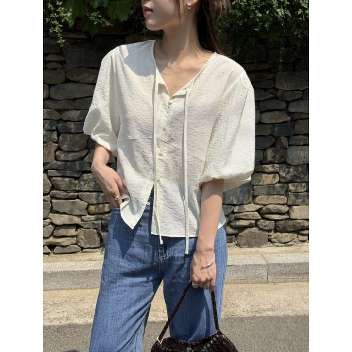 신상할인 에이미그레이스 벨 퍼프 블라우스