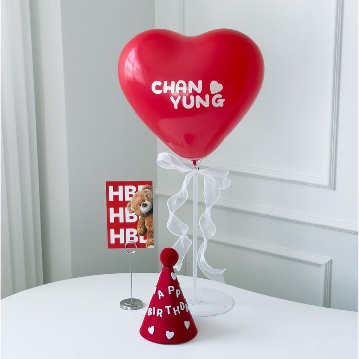 하피블리 생일 고깔 모자 스탠드 생일파티 용품 세트, 카드세트레드