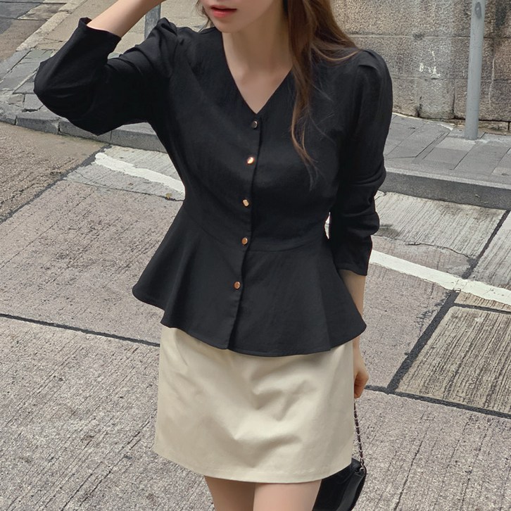 모어렌 로인 스트랩 브이넥 블라우스