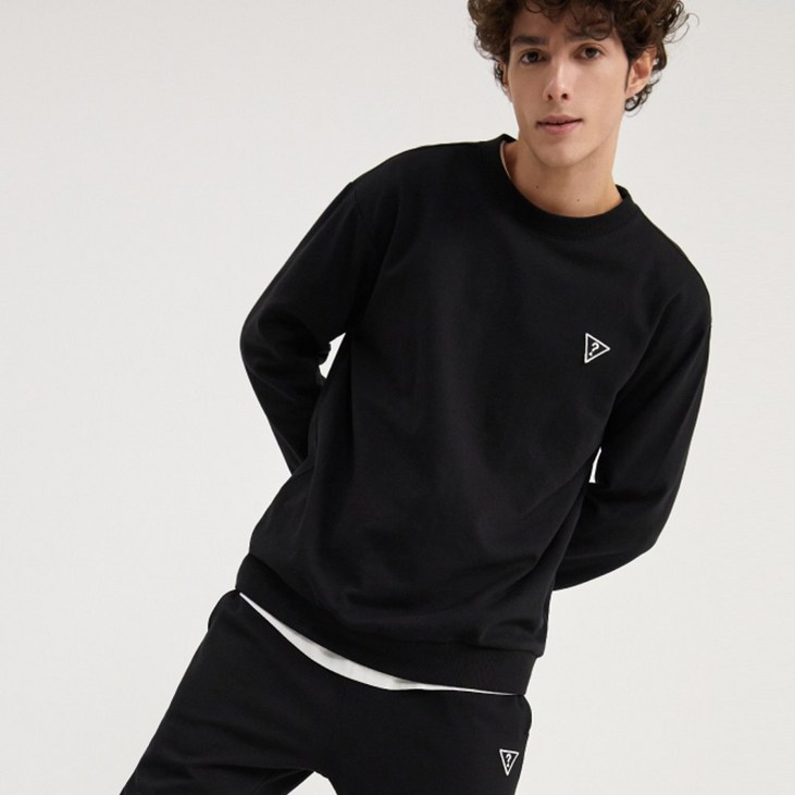 게스언더웨어 삼각블랙와펜 남성 이지웨어 맨투맨  블랙