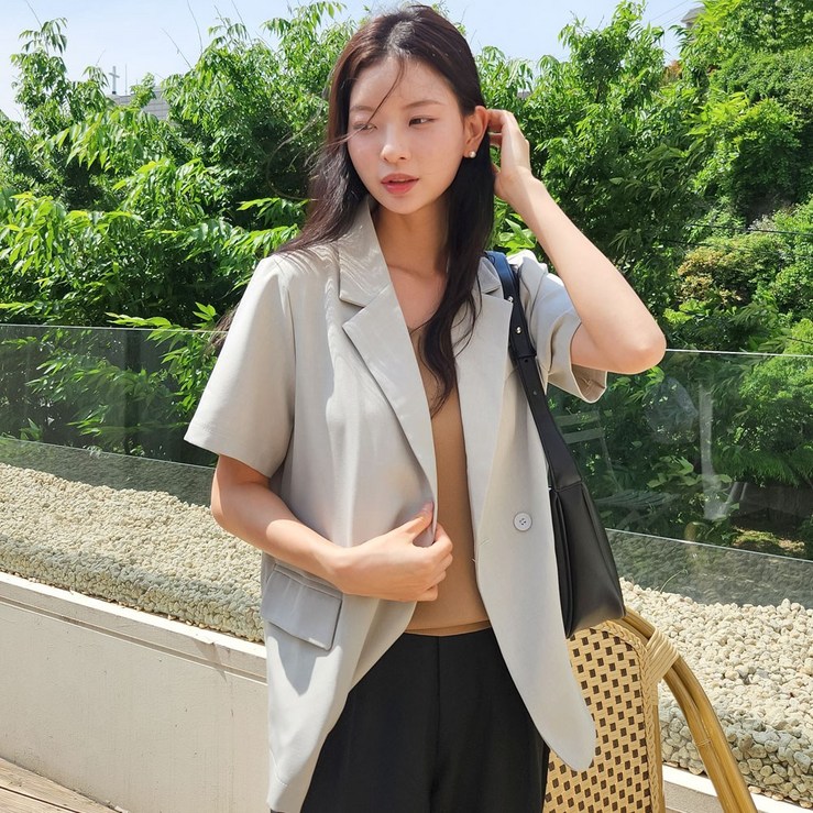 가벼운 반팔 루즈핏 자켓 테일러드 체형 커버 아우터 오피스룩 잭잭