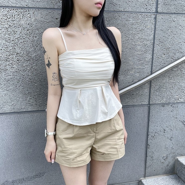 VANANA2 여성 페미닌 셔링 플레어 끈조절 나시 탑 4color VANANA2 여성 페미닌 셔링 플레어 끈조절 나시 탑 4color