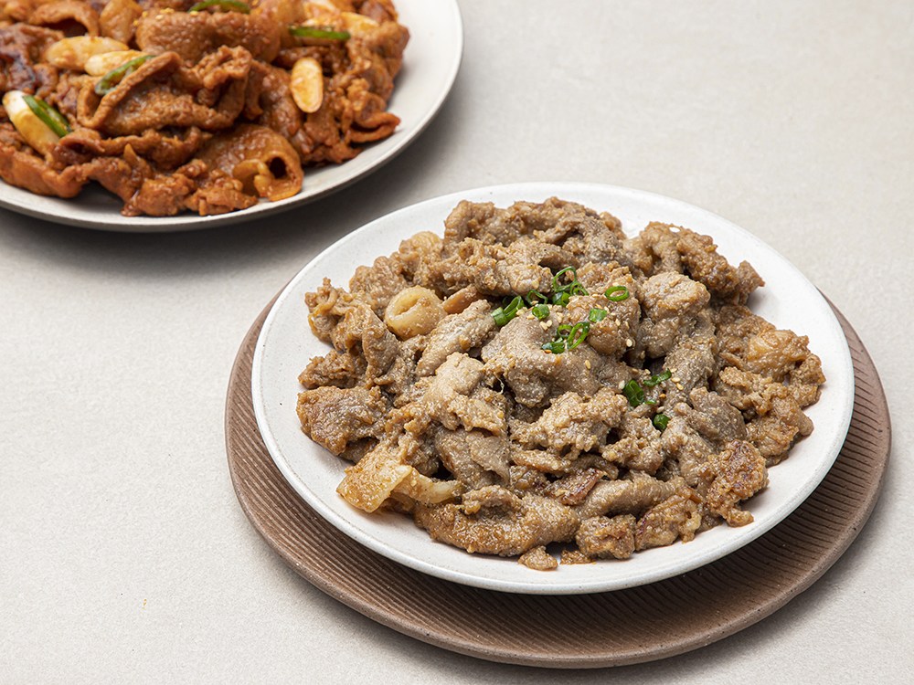 꿀맛나는세상 한돈 간장 불고기 800g + 고추장 제육볶음 800g 세트, 1세트 - thumb image